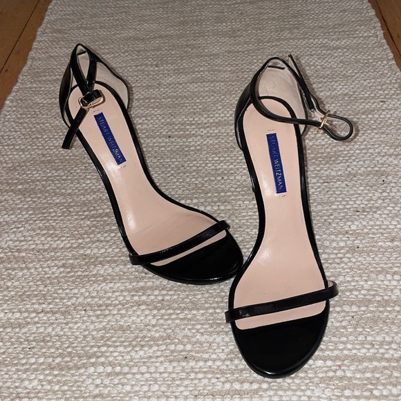 Stuart Weitzman - Picture 1 of 6